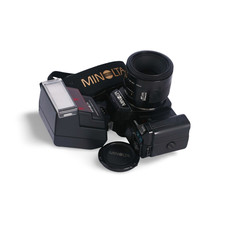 Minolta Alpha 7000 35mm Film AF SLR c/w AF 50mm f/2.8 MACRO Lens &amp; 2800 AF Kit