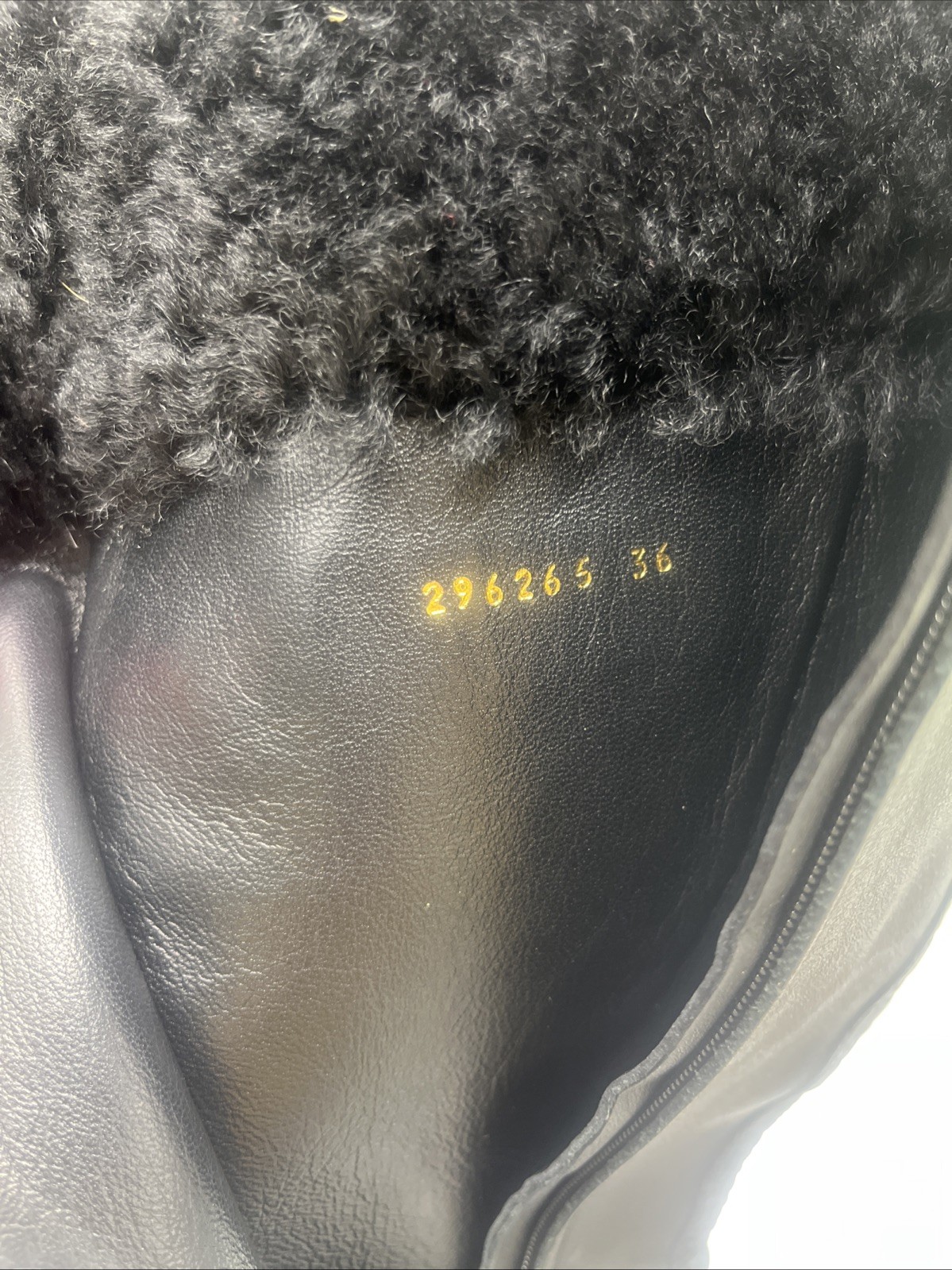 Gucci Winter Boot. Black Leather Embossed Wedge Boot. Made In Italy. Size 36 EU thumbnail 4