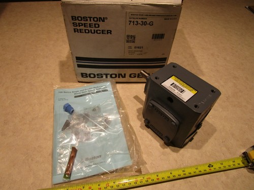 Boston Gear 713-30-G Angle Gear Reducer 30:1 Ratio - Afbeelding 1 van 4
