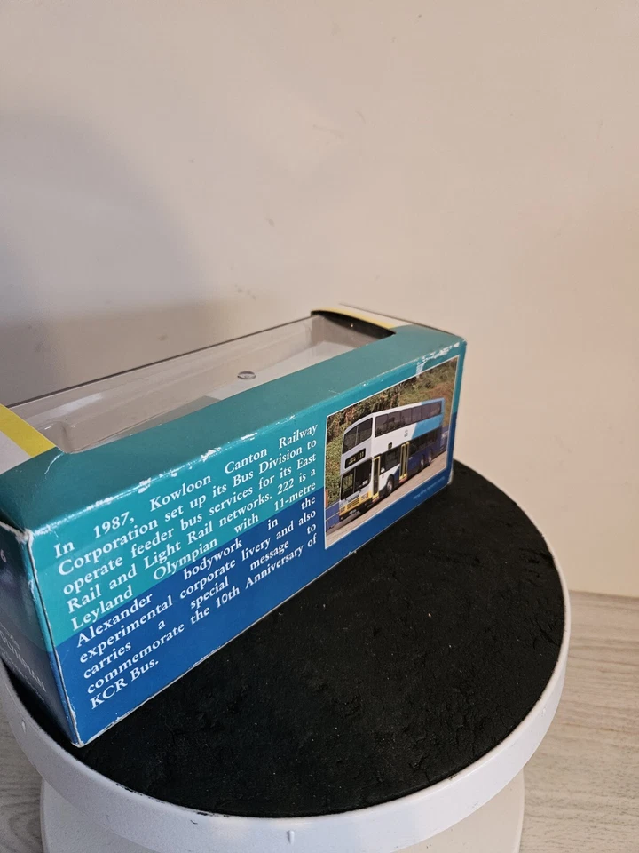 Limited edition Corgi Leyland Olympian KCR Bus  Route K11 1.76 SEALED IN CASE - Image 3 of 4