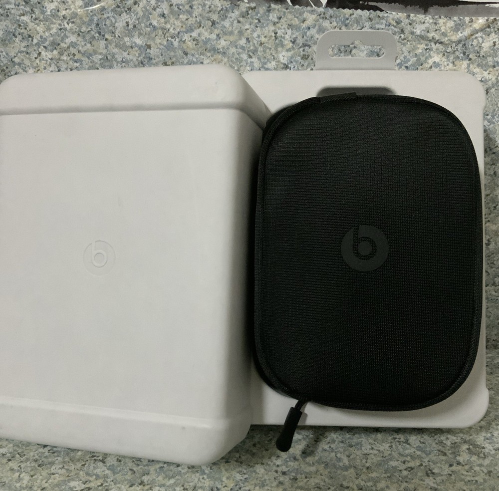 🎁 Beats by Dr. Dre Studio Pro Wireless Over-Ear Headphones Noise cancelling🆕