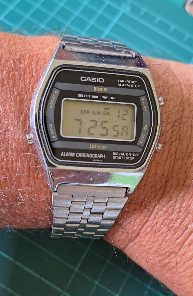 Rare Vintage (1981) Casio A852 Watch LCD Japan Module 108 *Good