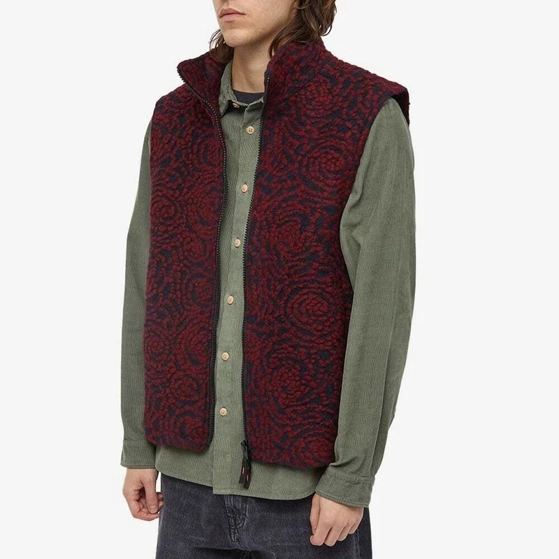 Wax London Men's Cozi Columbia Fleece Vest in Navy/Red