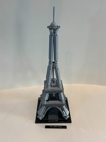 LEGO ARCHITECTURE: The Eiffel Tower (21019)