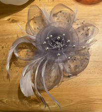 Gray Fascinator Feather Mesh Hat Flower Hair Clip Church Tea Party Wedding 10"