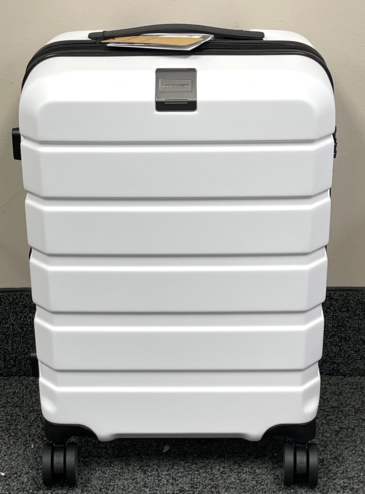 With Spinner Wheels & Built-in Tsa L