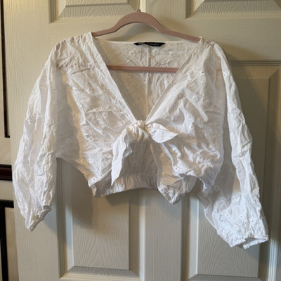 ZARA Women's White Solid Cropped V-Neck Tie Front Bow Woven Cotton Blouse M
