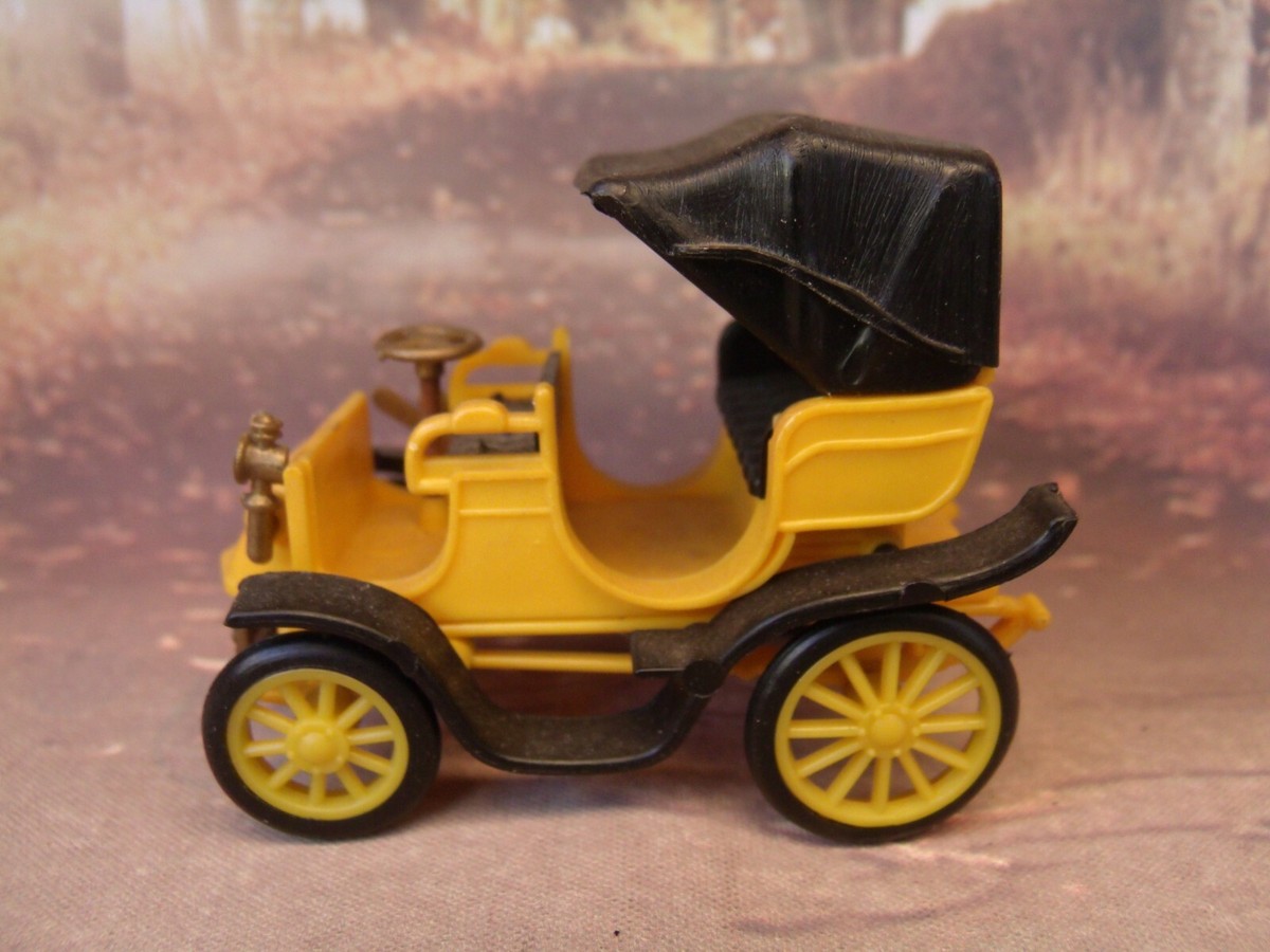 La Voiture Gobron Brillié 1899 En Miniature De La Marque Joker Au 1 43e 1260
