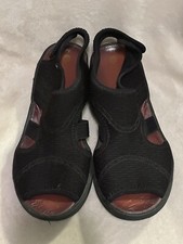 BZees Dream Sandals - Black - Size 9.5 M Lightweight Peep Toe Slingback Comfort