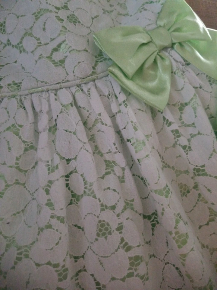 Vestido de encaje blanco verde bebé Koala 18 Mos Foto 3 de 4