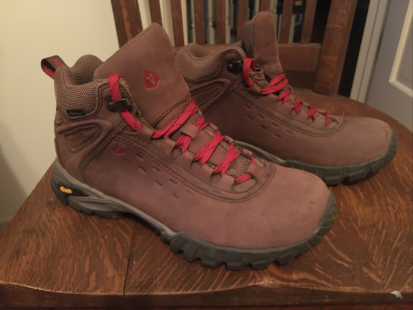 vasque arrowhead ultradry