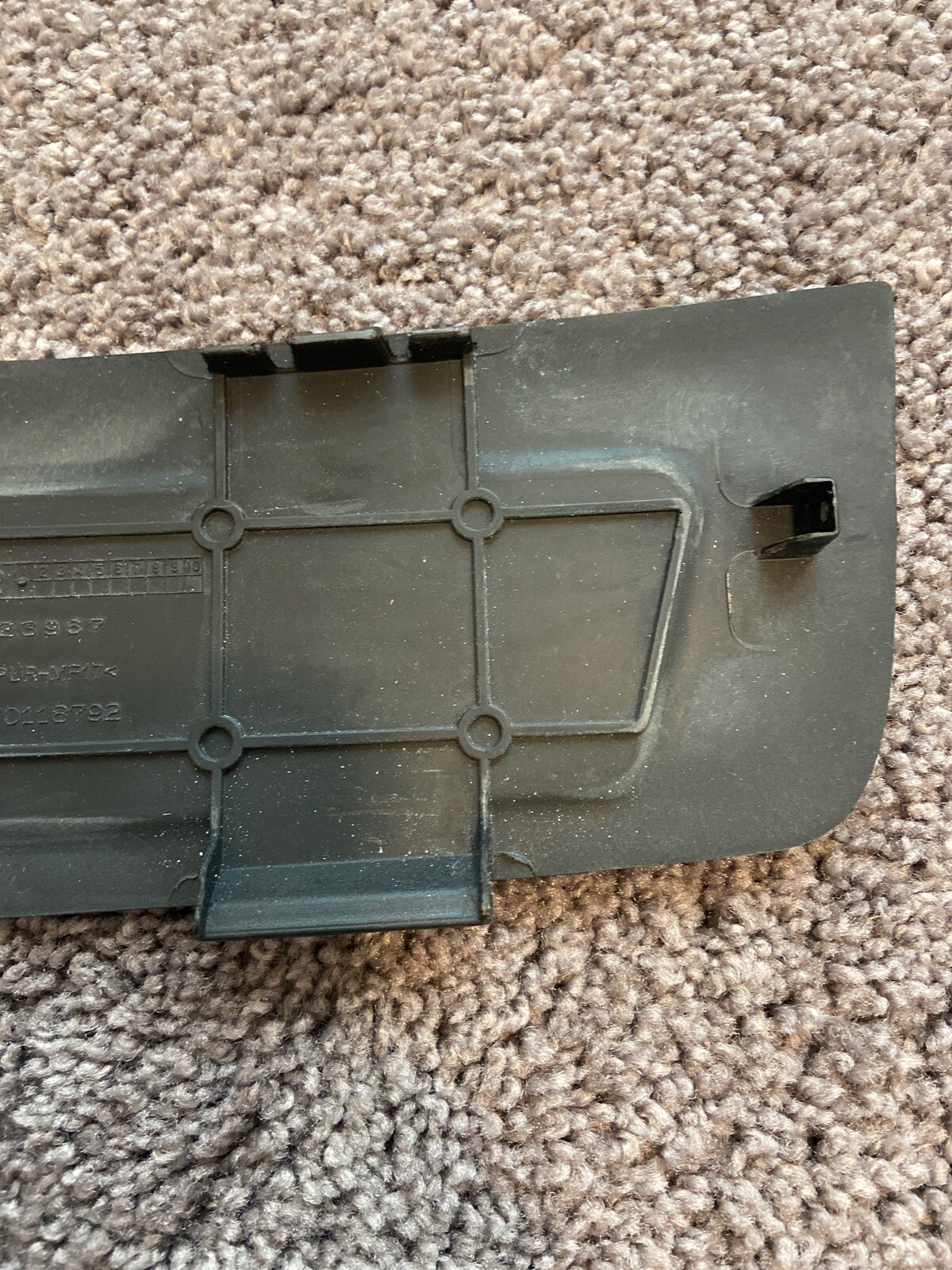 MASERATI LOWER TRIM VALANCE COVER OEM 670118792 OEM