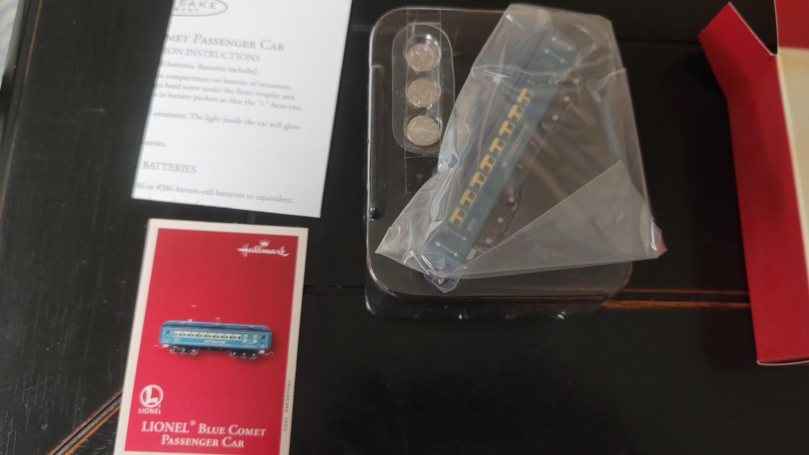 Hallmark 2002 Lionel Blue Comet Passenger Car Ornament in Original Plastic