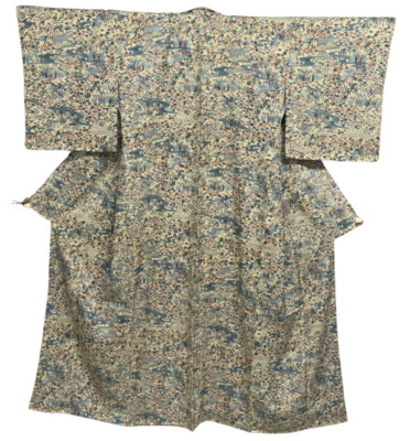 Japanese Vintage Kimono Silk Beige Expensive Tradition Flower Heigh 61.81in
