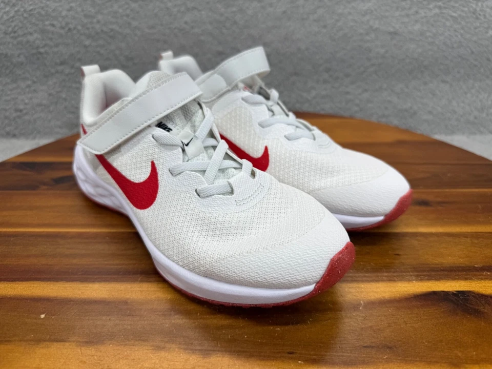 Кроссовки детские красные Nike Revolution 6 NN PSV Summit для мальчиков DD1095-102 2,5 молодежные - Изображение 2 из 4