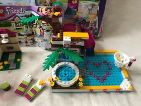 LEGO Friends 41008 Heartlake City Pool Set with Manual 100% Complete w/ Box