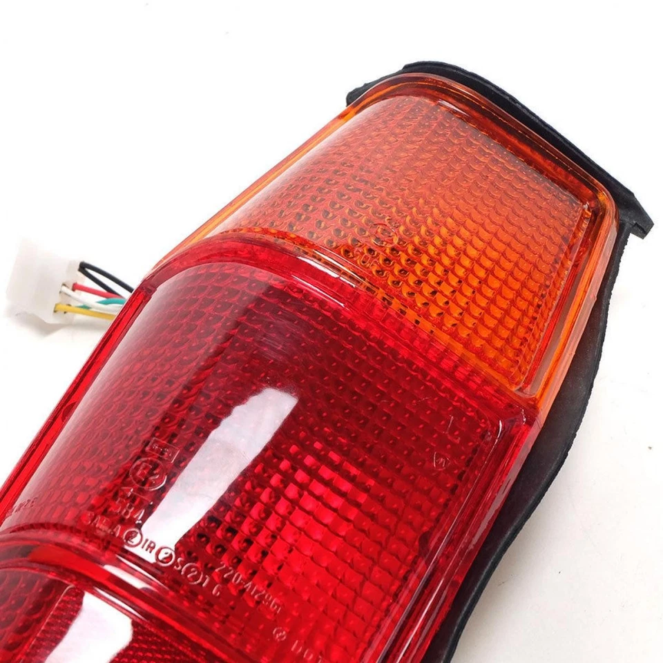 Lámpara de luz trasera Ute para camioneta Mazda B1600 B1800 B2000 B2200 1977-1985 Foto 3 de 4