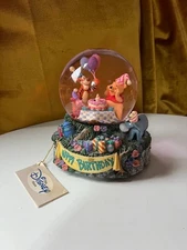 Disney Store Winnie The Pooh Happy Birthday Music Snow Globe w/ Tags