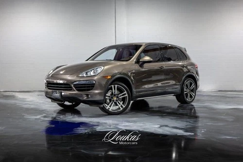 2014 Porsche Cayenne Hybrid 2014 Porsche Cayenne S Hybrid for sale in Los Image 1 of 2