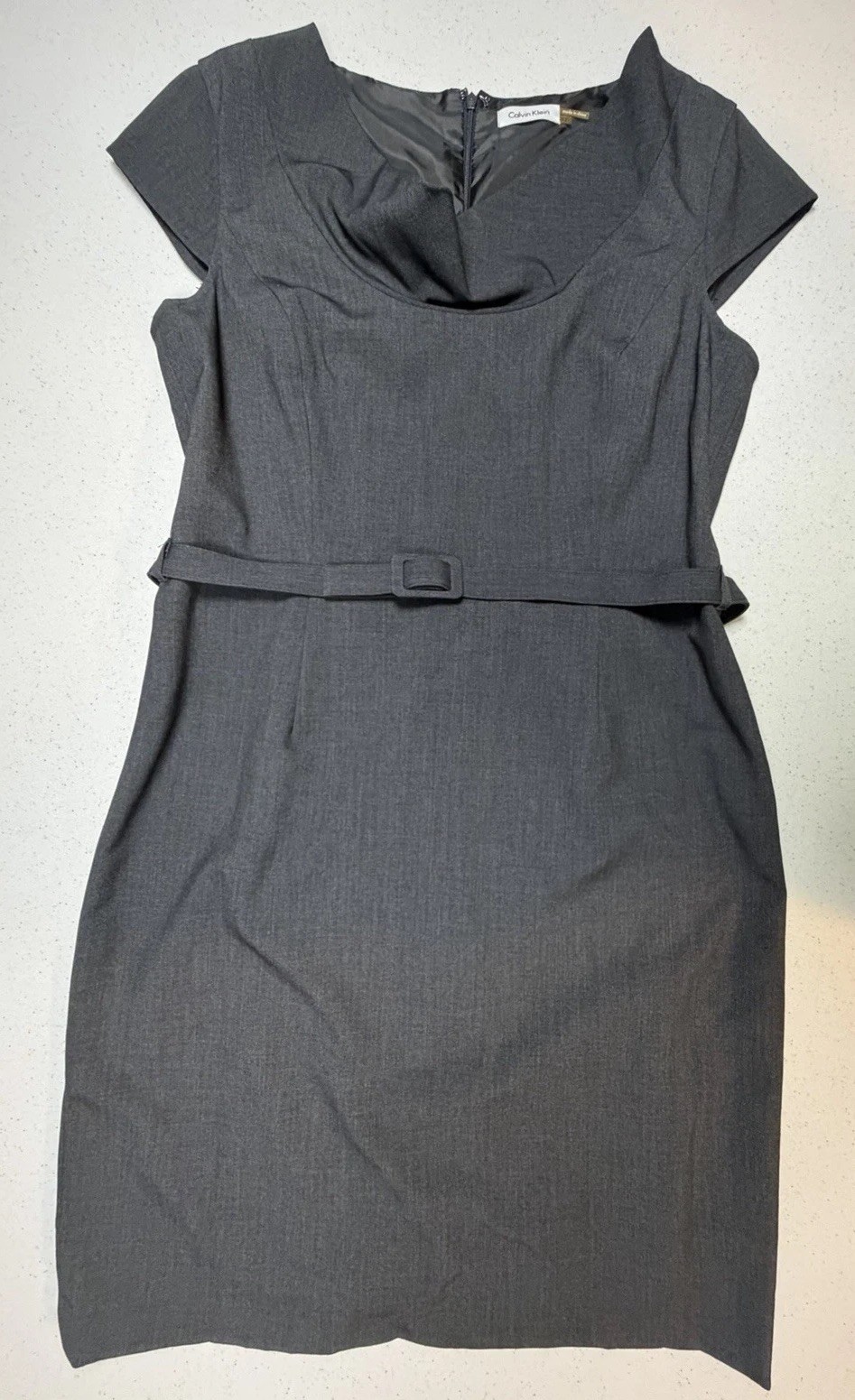 Calvin Klein Gray Sheath Dress Sweetheart Neck Cap Sleeve Knee Length Size 12