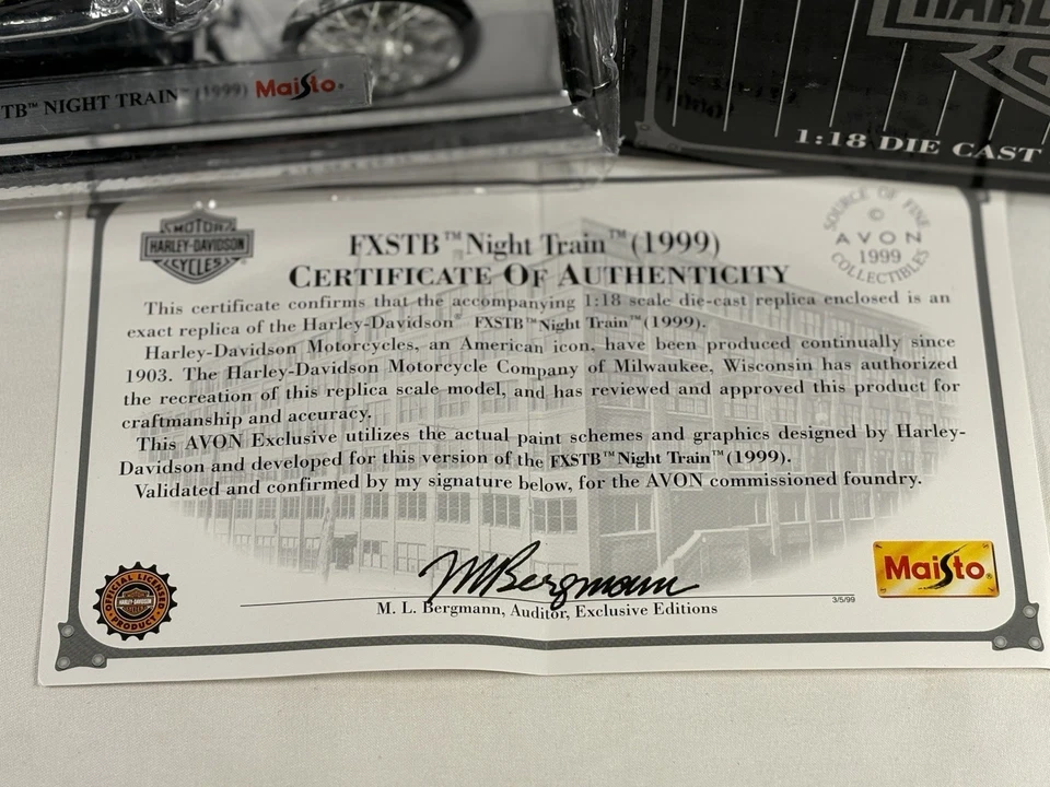 Harley Davidson 1999 FLSTF Fat Boy 1:18 Die Cast motocicleta Maisto de colección nuevo en stock Foto 4 de 4