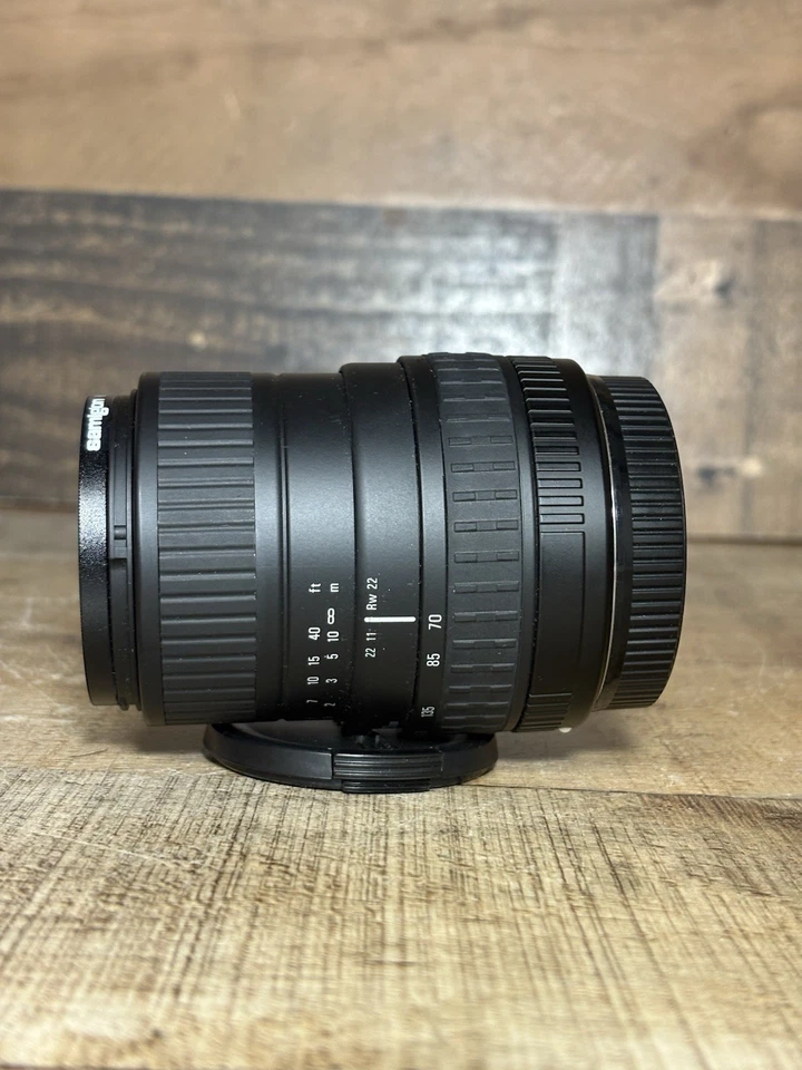 SIGMA 70-210mm f/4.0-5.6 UC Zoom Lens For CANON AF - Image 2 of 4