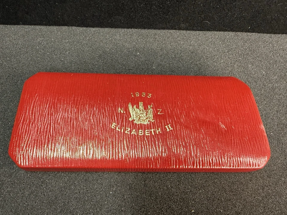 Juego de 8 monedas 1953 coronación de Nueva Zelanda reina Isabel II BU monedas Foto 3 de 3