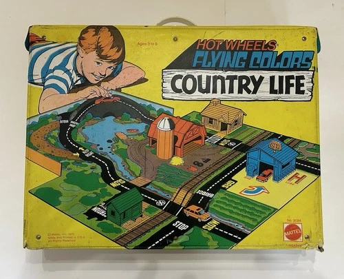 Vintage Hot Wheels 1975 Flying Colors Country Life Vinyl Playset #9084 Redline
