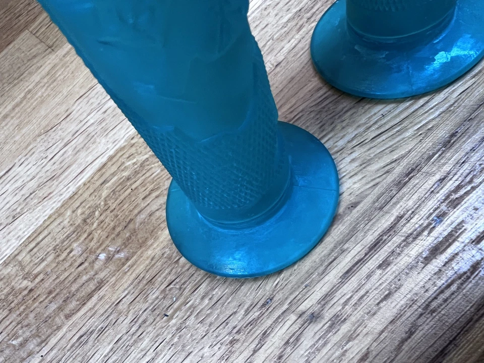 Mid School, ODI roughnecks BMX Bicycle Grips, green. NoS - Image 3 of 4