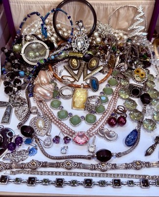 Vintage Estate Costume Jewelry Lot! AVON, MONET  and more!