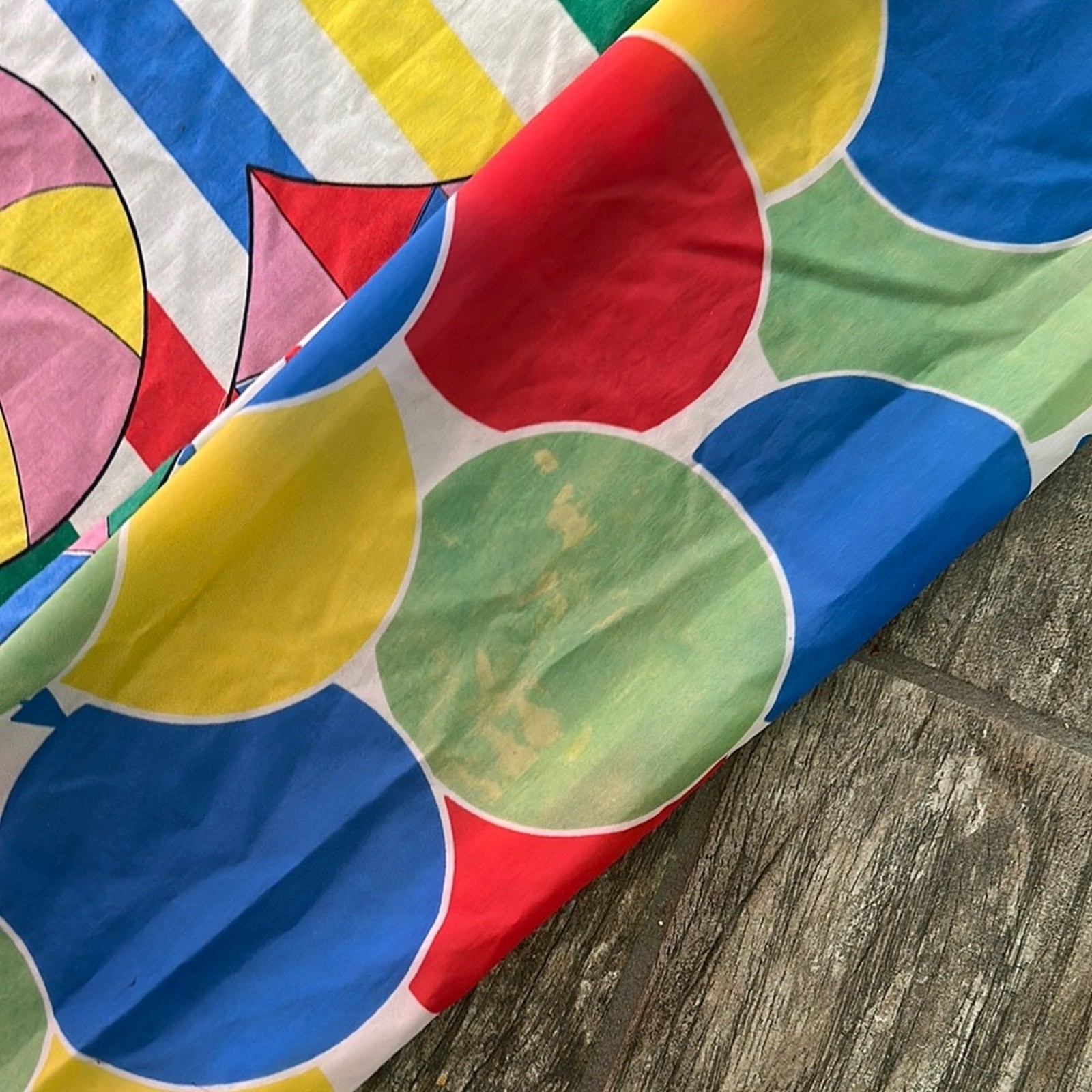 VINTAGE cabbage patch boll Colorful Circus bed Tent 1985
