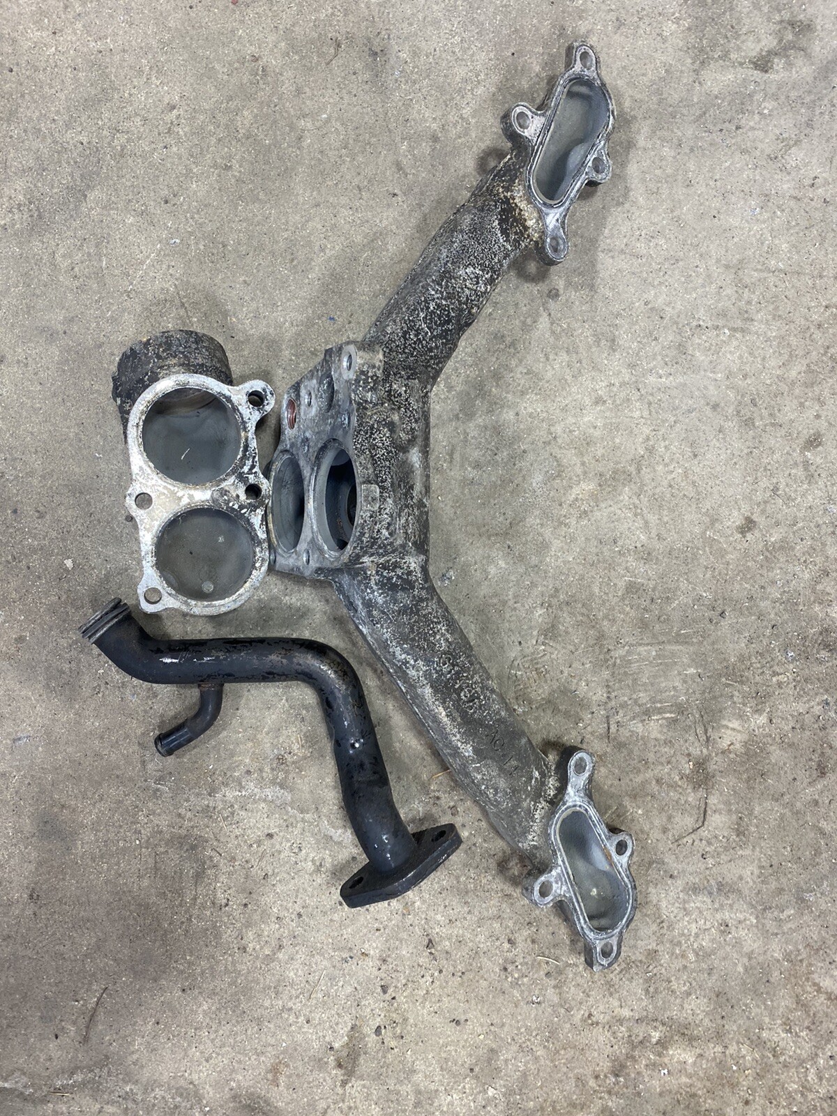 20062007 Chevy GMC 6.6 LBZ Duramax Coolant Thermostat Housing eBay