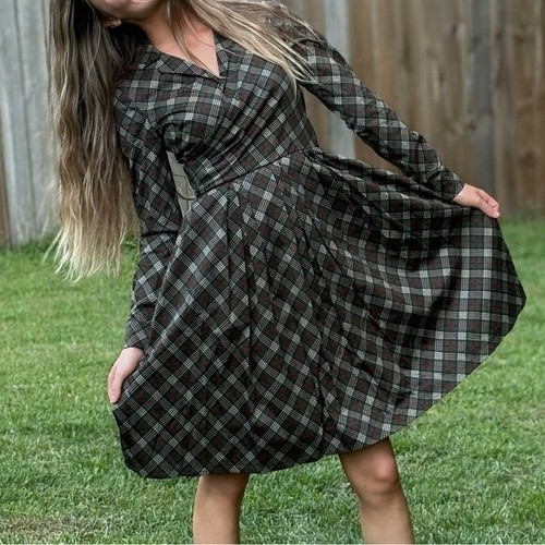 NWT Gal Meets Glam Parker Dress Green Check Plaid Wrap Midi Size US 4 - Picture 5 of 11
