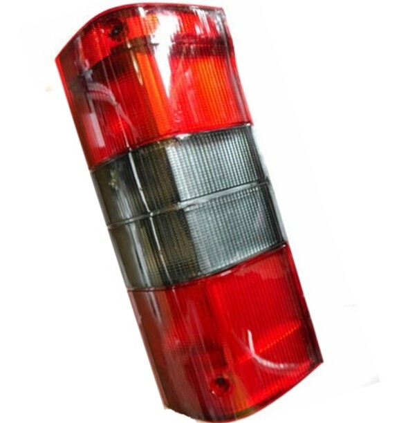 Feu arriere droit pour Peugeot Boxer de 1994 a 2002 piece neuve de rechange