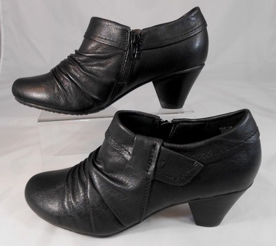 bare traps season ankle booties