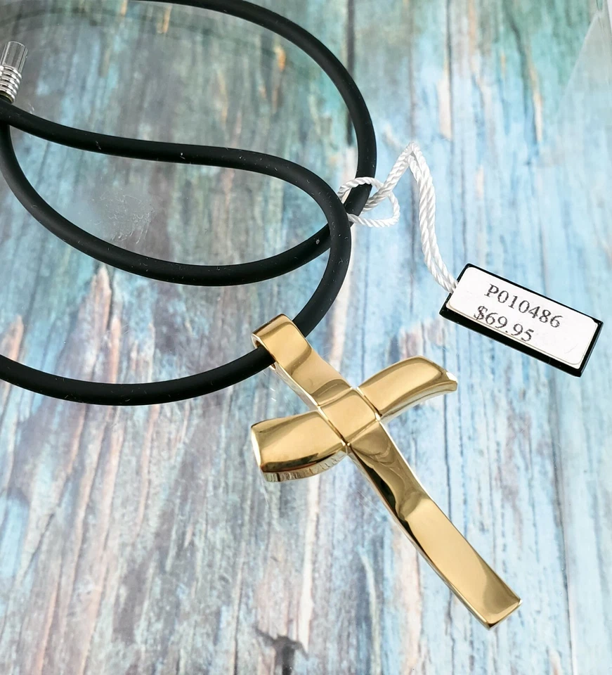 Pingente de cruz modernista de aço inoxidável tom dourado de rochê em colar de 20"" - Imagem 2 de 4