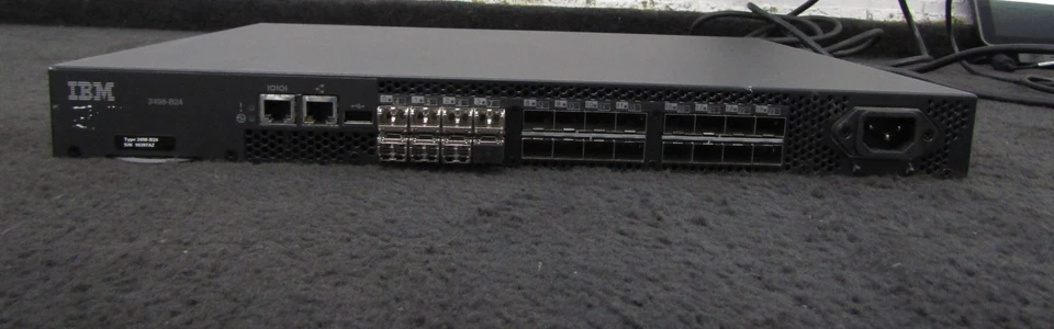 IBM 249824E 2498-B24/24E 8 Gb Fibre Channel Network Switch - Image 3 of 4