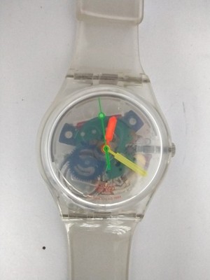 Swatch Jelly Piano GZ159 Centre Pompidou vintage 1999 in original case. 