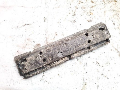 Front bumper foam support bar