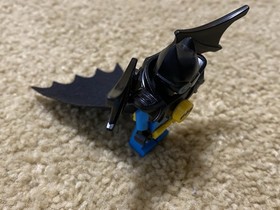 Lego Batman Minifigure DC Rare NIGHTWING Figure With Cape 70922 Free Ship