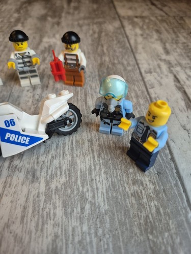 Police Officer Motorcycle Lego City Minifigure Bandits Lot Of 9 - Picture 3 of 6