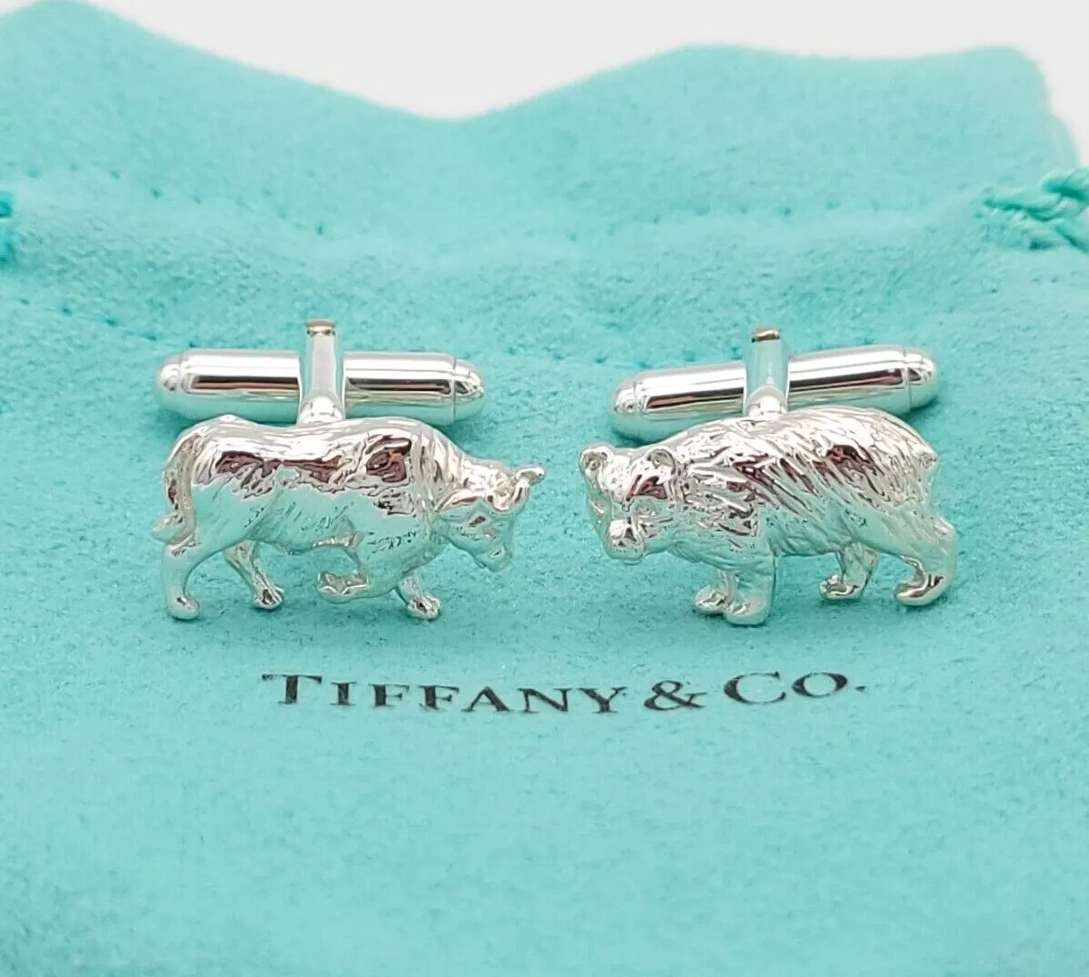Bull and shop bear cufflinks