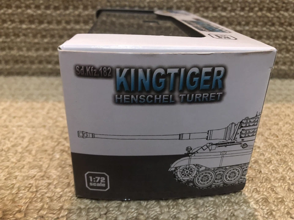 Dragon Armor 1:72 King Tiger Henschel, sHPzAbt. 509, Hungary 1945, No. 60400 - Image 4 of 4