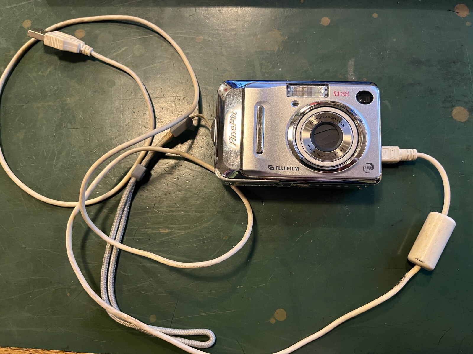 Foto 1 di 10