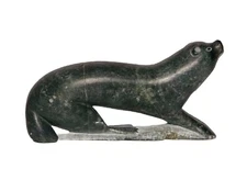INUIT Eskimo Art Hand Carved Soapstone OTTER Signed Numbered Vintage