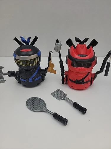 Spin Master Ninja Bots Red & Black Talking  Battling Robots Tested Works 