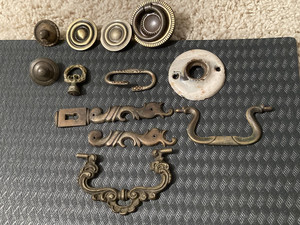 Lot 12 VTG Antique Door Hardware Knobs Plates Drawer Pulls