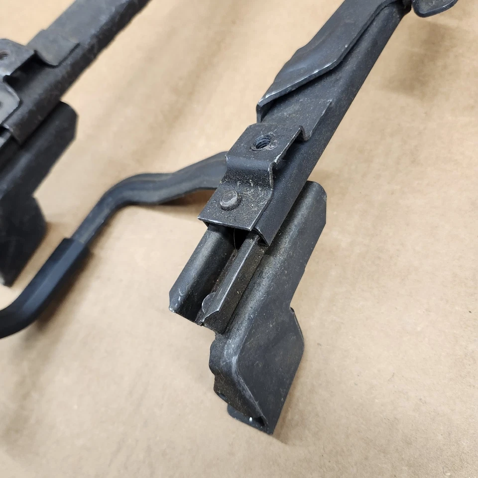 84-96 C4 Corvette ручной сиденье трек набор левый или правый треки хорошо б/у сборка - Изображение 2 из 4