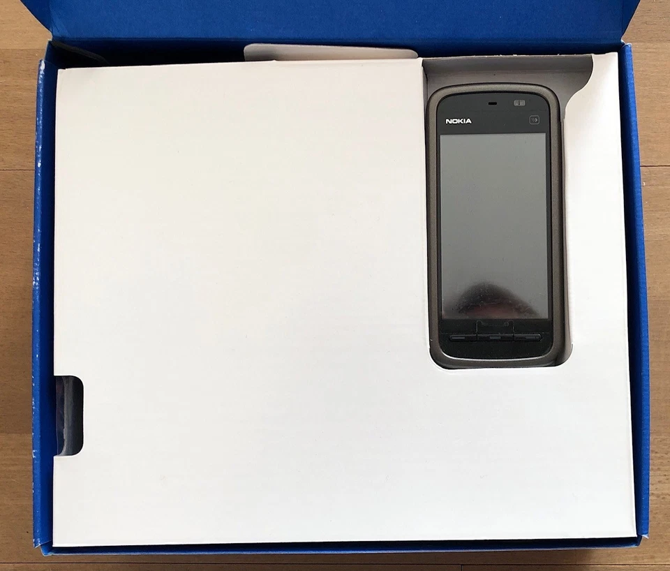 Nokia 5230 NAVI - Schwarz (Ohne Simlock), OVP, mit viel Zubehör, wie neu - Bild 3 von 4