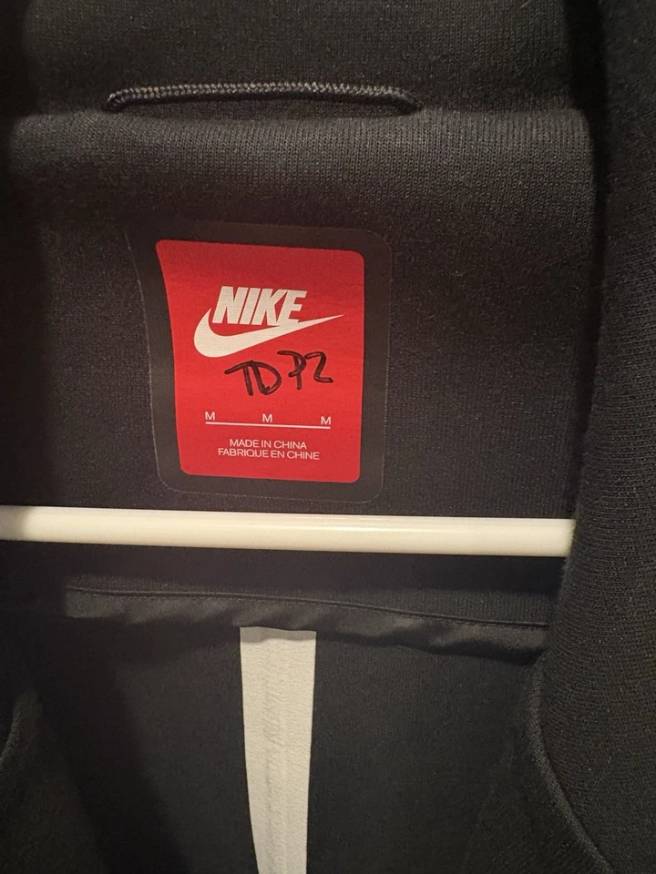 Gabardina para hombre Nike Tech polar reimaginada FN0601-010 talla M Foto 2 de 4